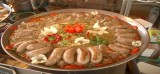 Andouillette Pfanne auf dem Markt in Beaune