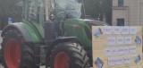 Friedliche Demo mit Traktoren nahe Silvius-Magnago-Platz