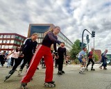 Generationenübergreifend: Gemeinsam auf Rollen Richtung Hiltrup.